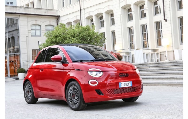 Fiat propose 8000 euros de bonus écologique sur sa 500 électrique