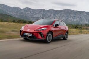 La MG4 est l'une des voitures électriques chinoises les plus vendues en France