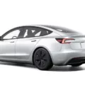La Tesla Model 3 restylée est désormais disponible avec une belle remise