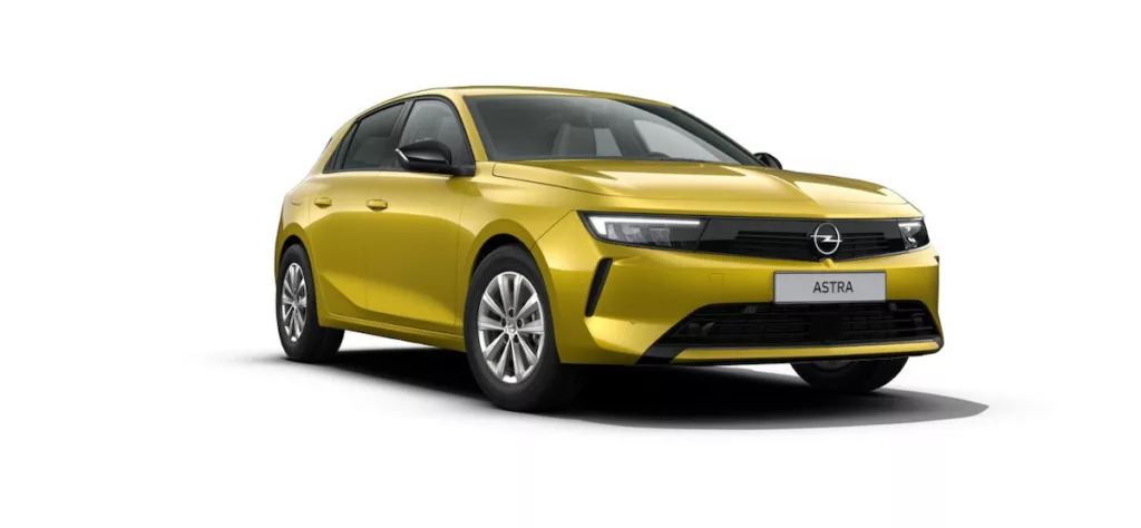 L'Opel Astra est livrée avec une peinture Jaune Kult gratuite