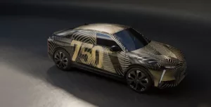 La future DS8 électrique se dévoile presque entièrement