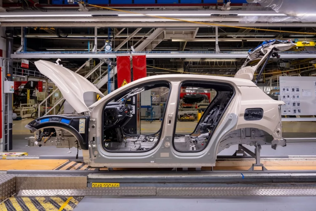 Le Volvo EX30 dans l'usine belge de Gand