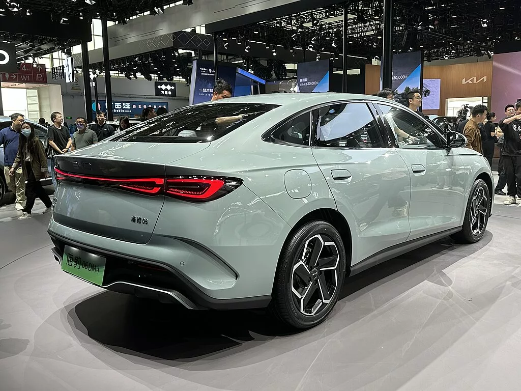 La BYD Seal 06 en version berline
