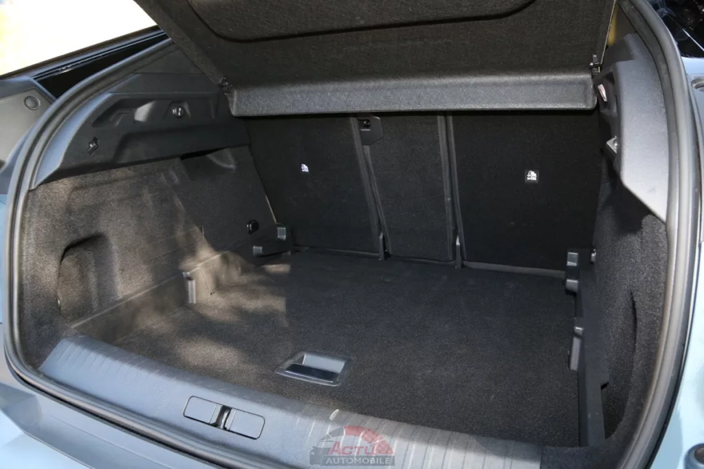 La contenance du coffre du Peugeot 3008 est convaincante
