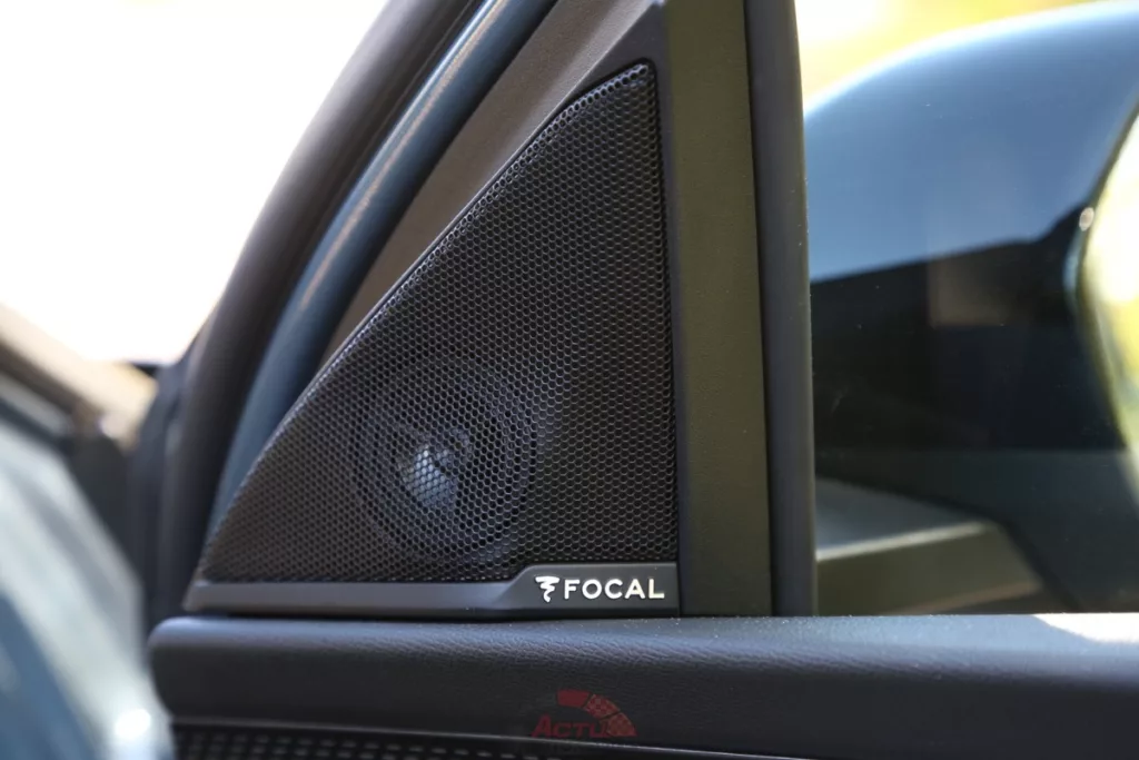 En option, les acheteurs peuvent choisir le système hifi Focal