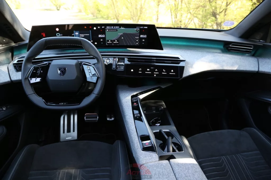 La planche de bord du nouveau Peugeot 3008