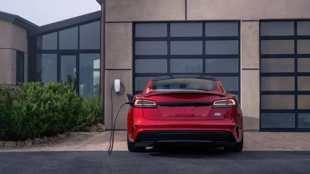 Tesla Model S 2025