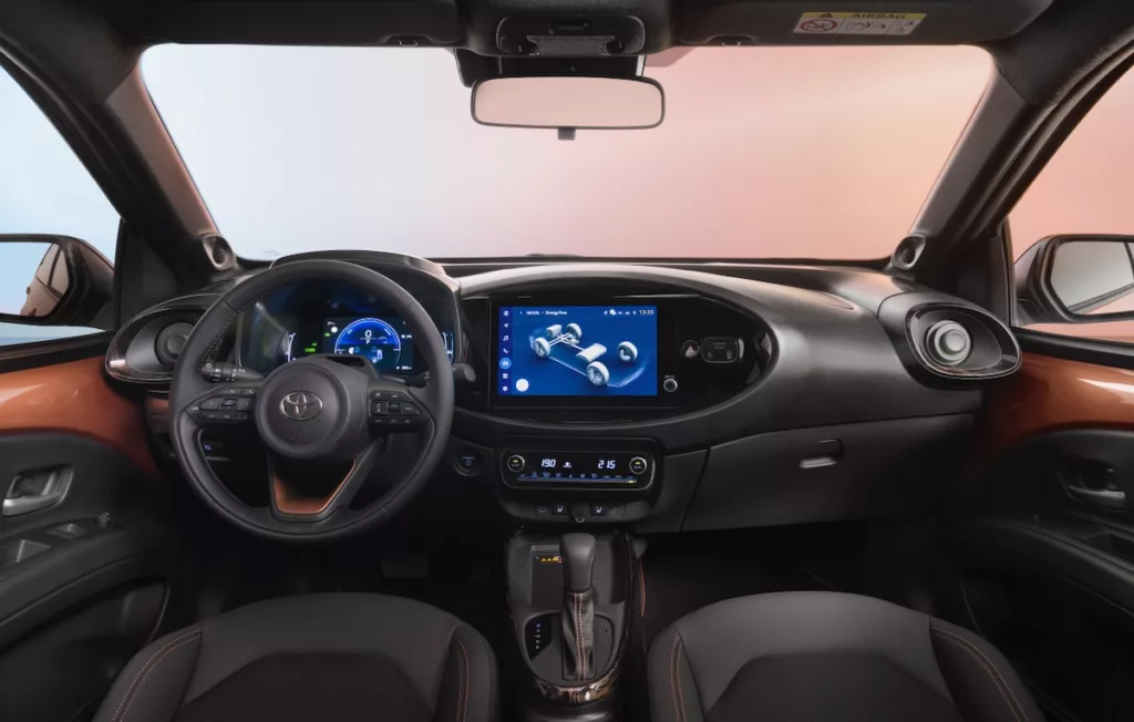 La planche de bord de l'Aygo X 2025