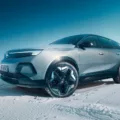 Opel Grandland AWD 325 ch
