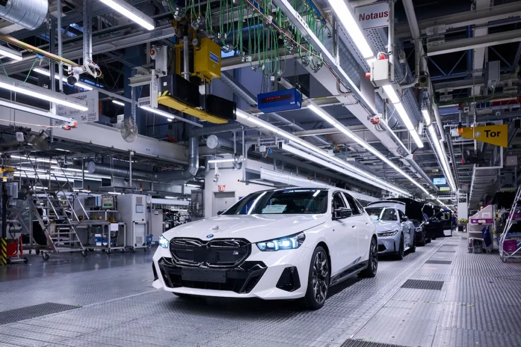 BMW : déjà trois millions de voitures électrifiées