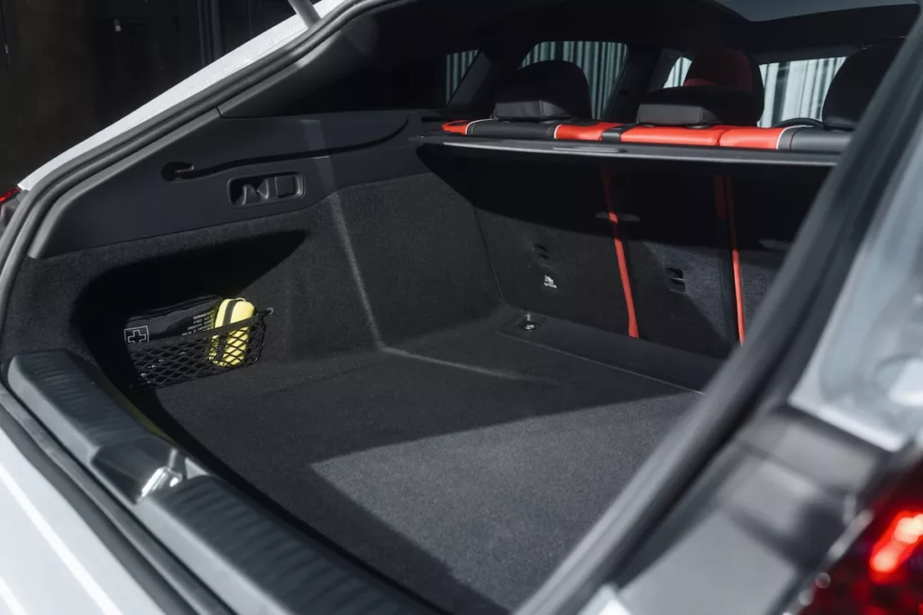 Mercedes CLA Shooting Brake 2025