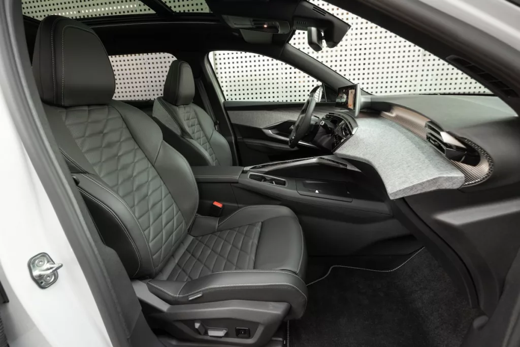 La sellerie cuir nappa optionelle 