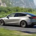 Tesla Model Y L