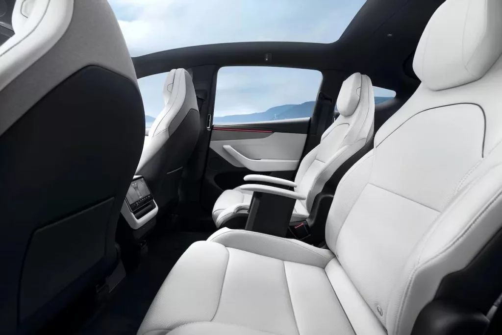 Tesla Model Y L