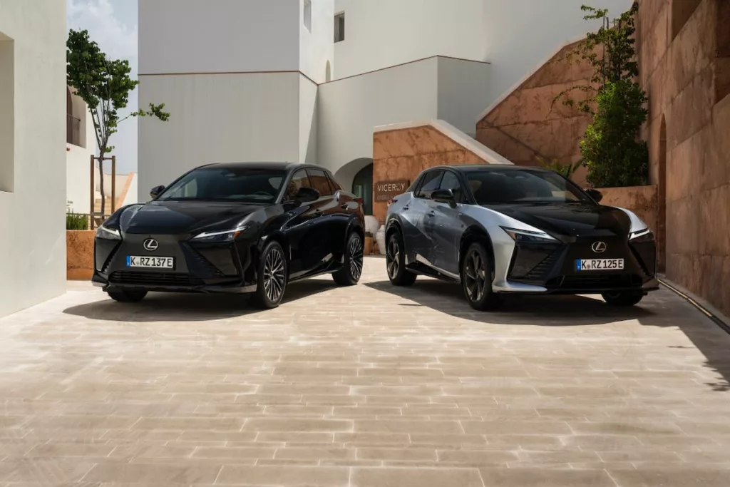 Lexus RZ