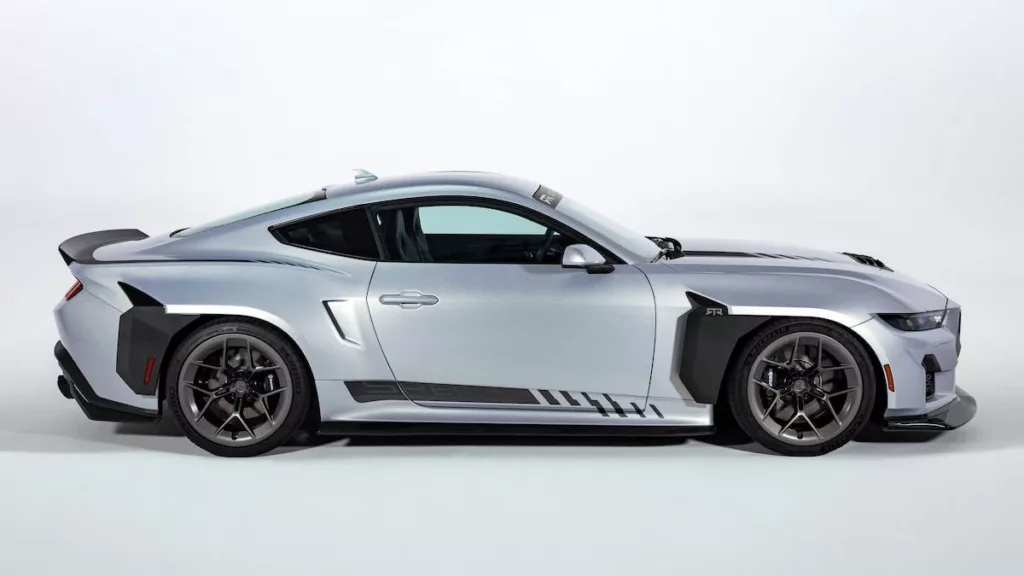 Ford Mustang RTR Spec 5