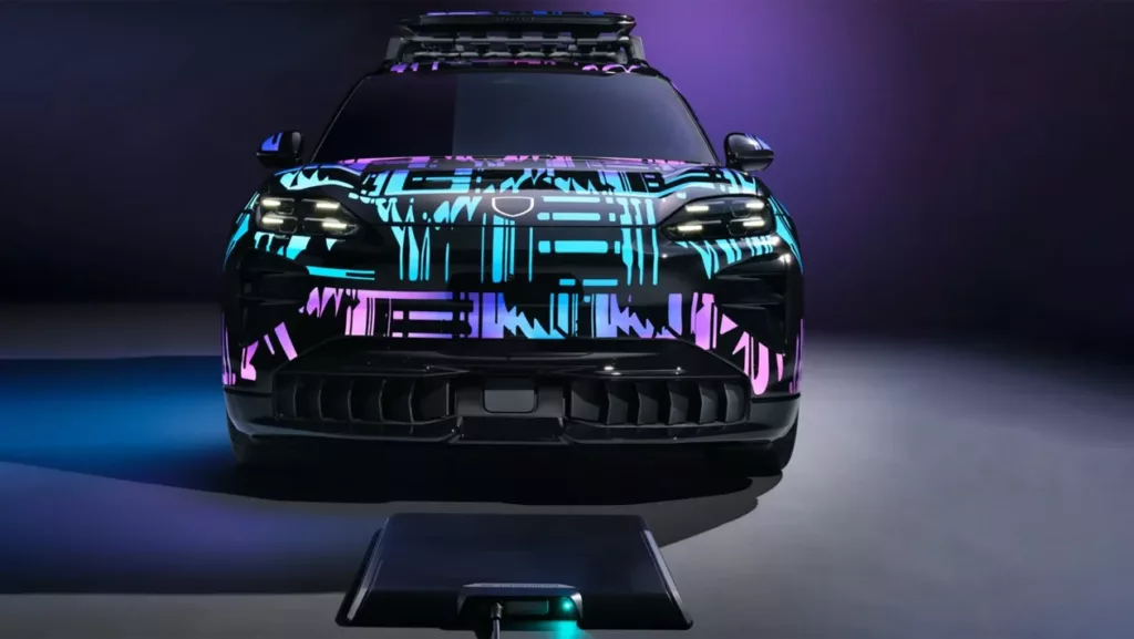 Porsche Cayenne électrique : le premier SUV qui se recharge en se garant