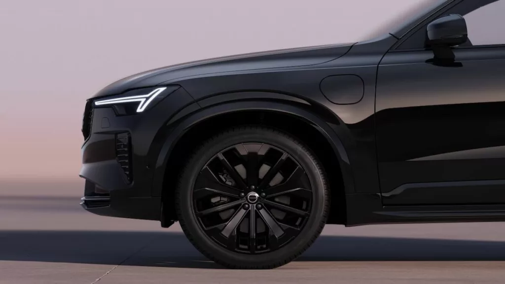 Volvo XC90 Black Edition