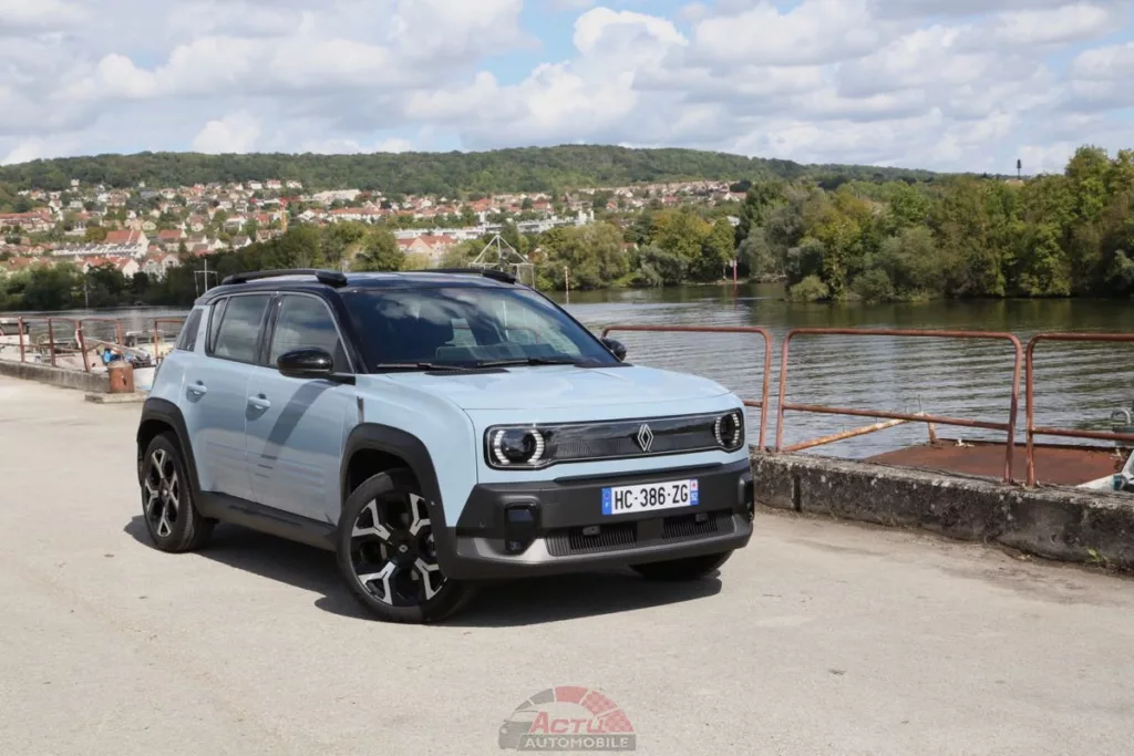 Renault 4 E-TECH Techno 150 ch