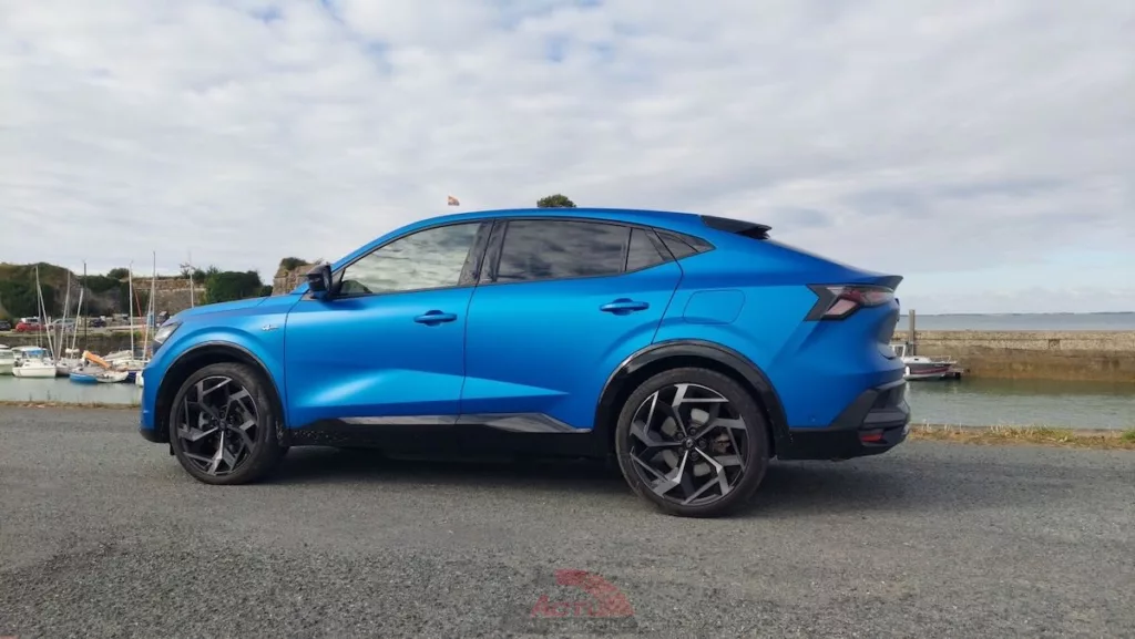 La batterie généreuse permettra de rouler en électrique au quotidien