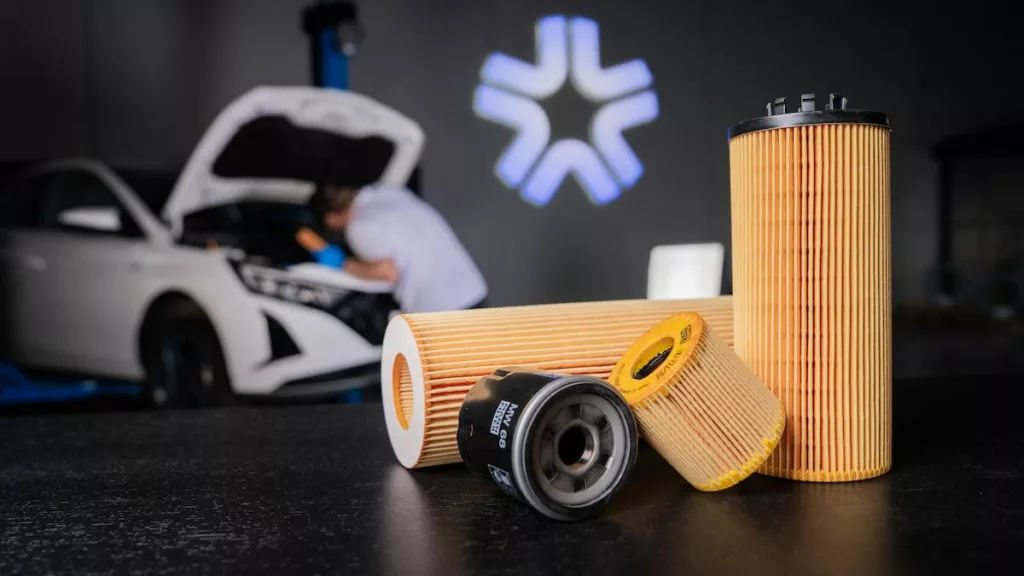 Le parc vieillit, la rechange s’adapte : opportunités pour les pièces d’entretien en France