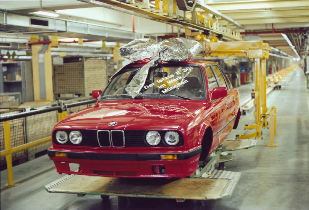 Anniversaire : 50 ans de production pour la BMW Série 3