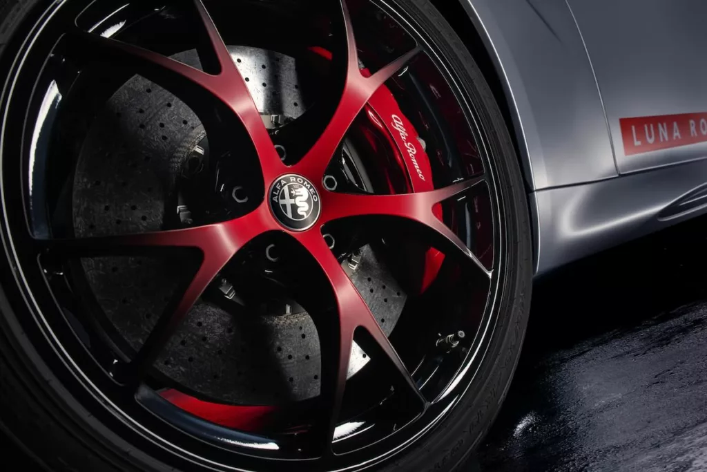 Alfa Romeo Giulia Quadrifoglio Luna Rossa