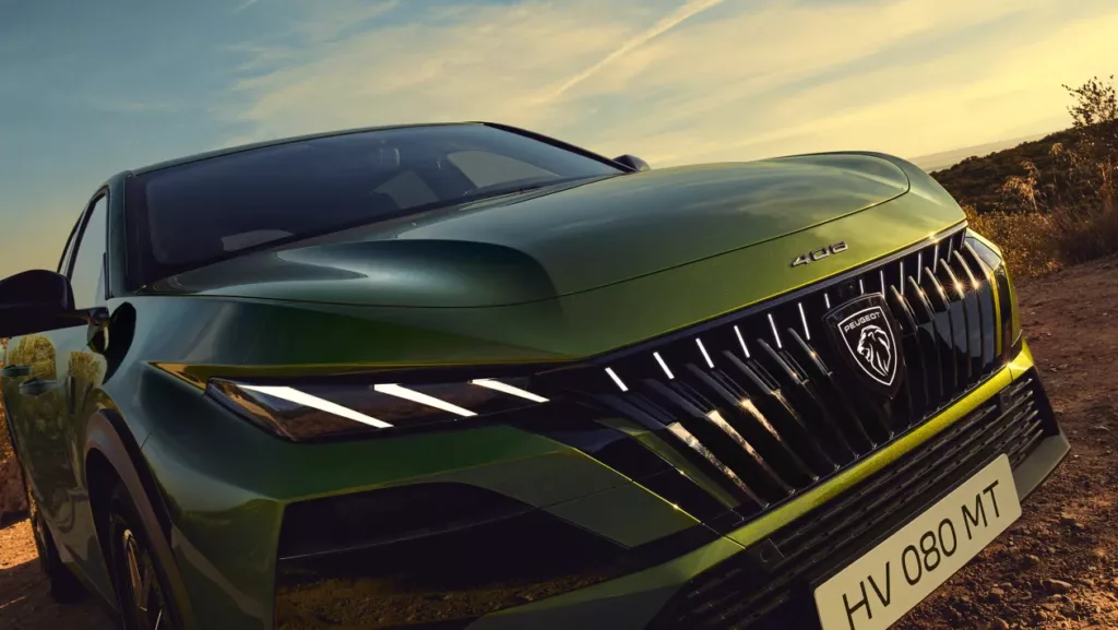 Peugeot 408 restylée