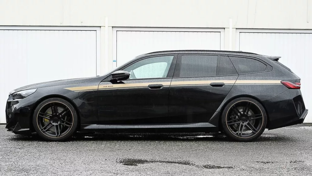 BMW M5 Touring Manhart