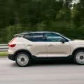 Volvo EX40 2026