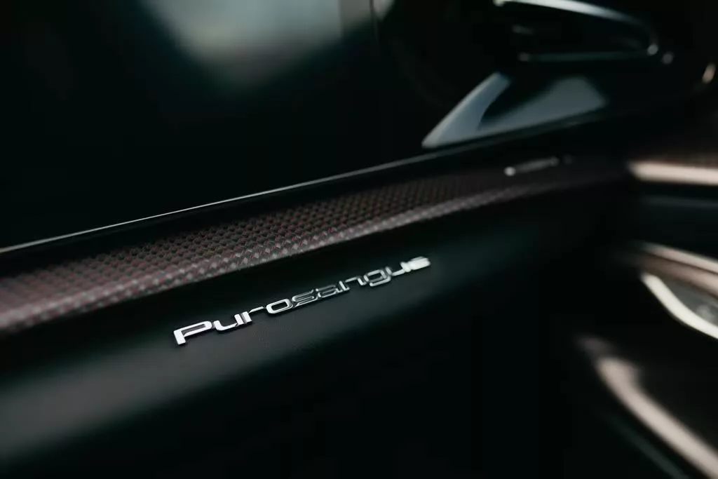 Ferrari Purosangue Handling Speciale