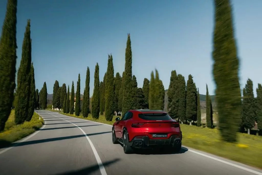 Ferrari Purosangue Handling Speciale