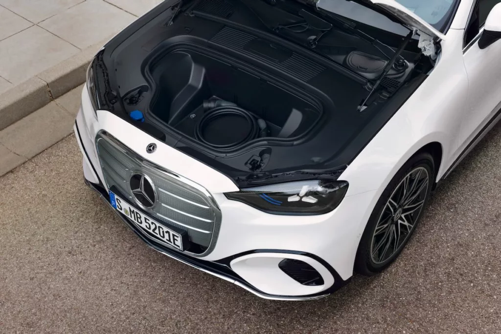 Nouvelle Mercedes Classe C électrique