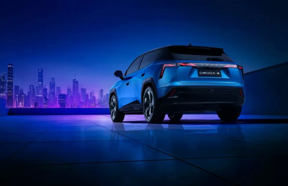 Omoda 4