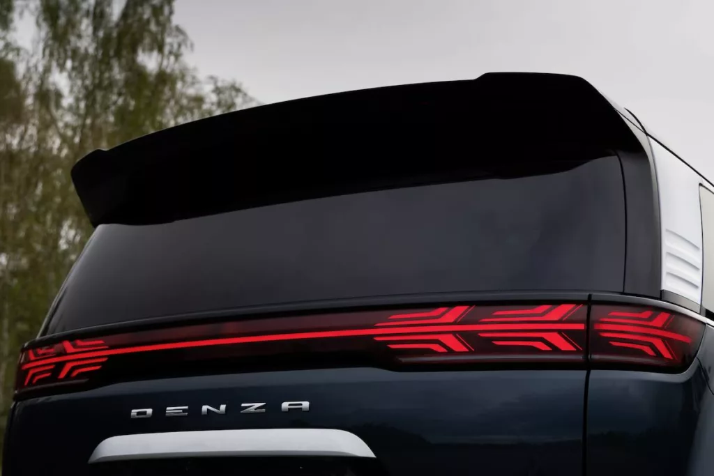 DENZA D9 DM-i