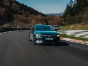 Cette Golf GTI est devenue la traction la plus rapide du Nürburgring