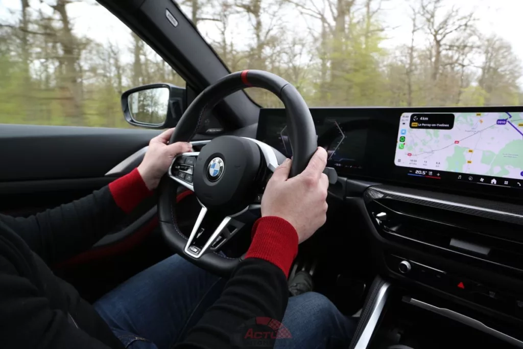 L'habitacle de la M440i participe au plaisir de conduite