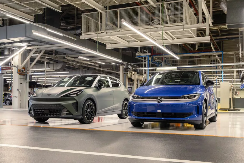 Les Cupra Raval et Volkswagen ID. Polo à Martorell