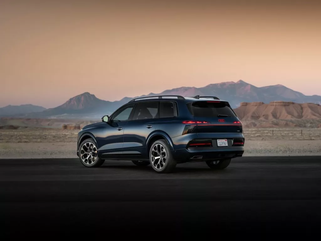 Audi Q9