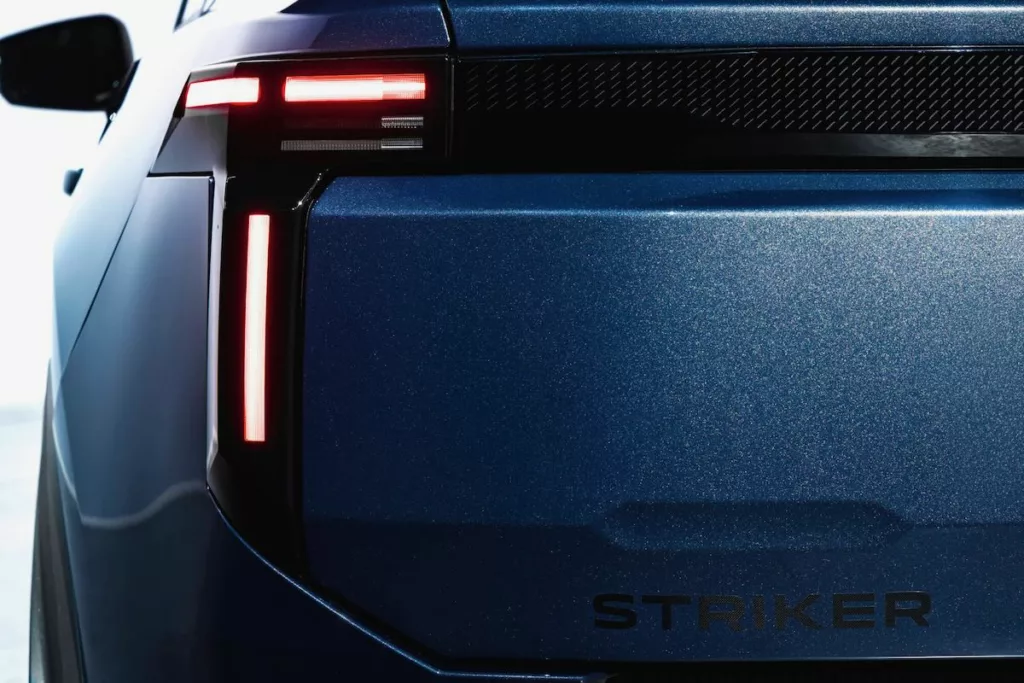 Dacia Striker