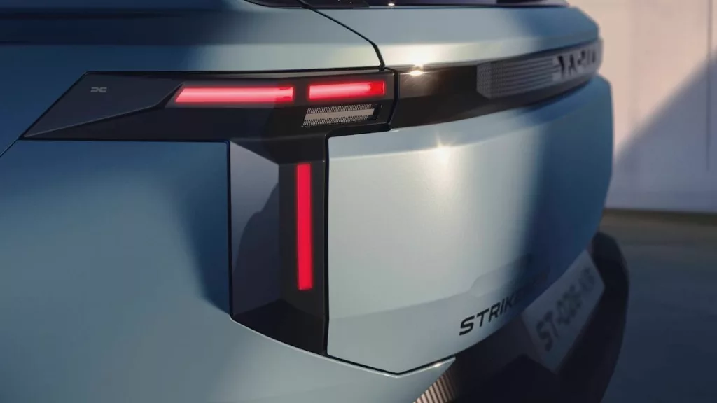Dacia Striker