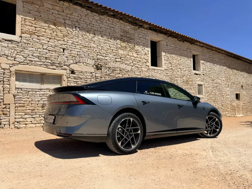 La nouvelle Xpeng P7+ pr&eacute;sente un gabarit imposant puisqu'elle mesure 5,07 m de long