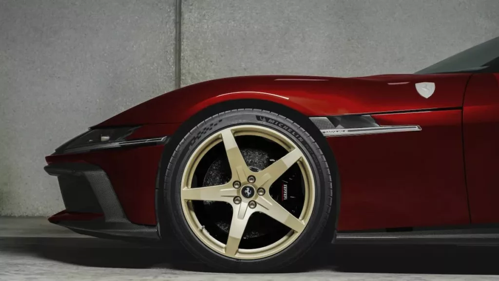 Ferrari 12Cilindri Manuale 2026