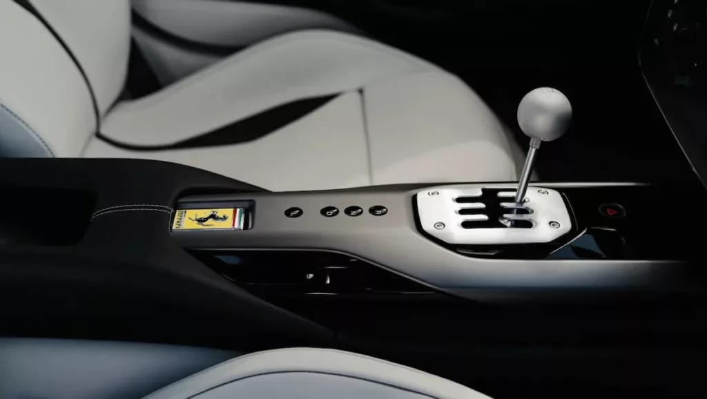 Ferrari 12Cilindri Manuale 2026