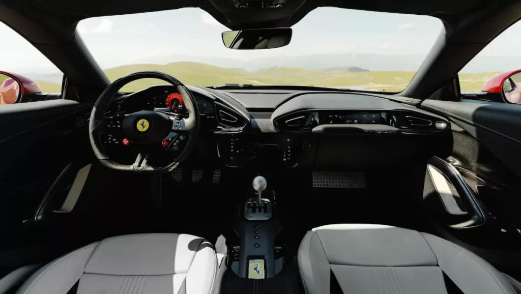 Ferrari 12Cilindri Manuale 2026
