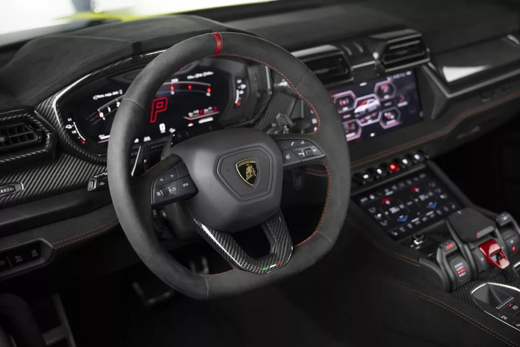 Lamborghini Urus SE Performante