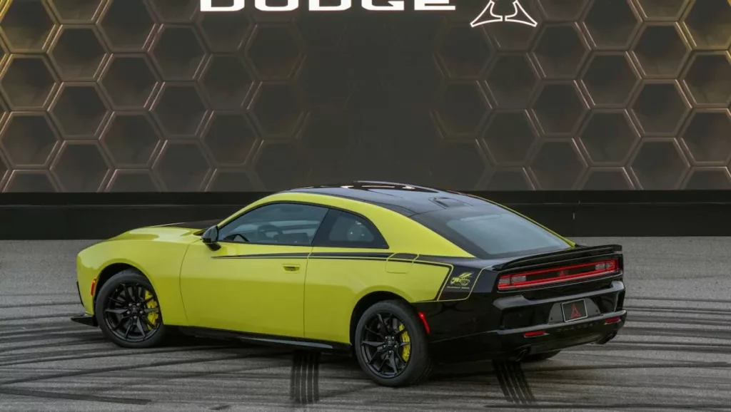 Dodge Charger Super Bee