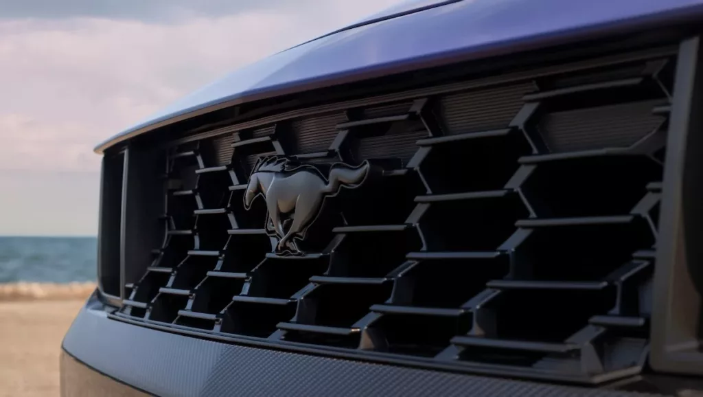 Ford Mustang Dark Horse SC Cabriolet