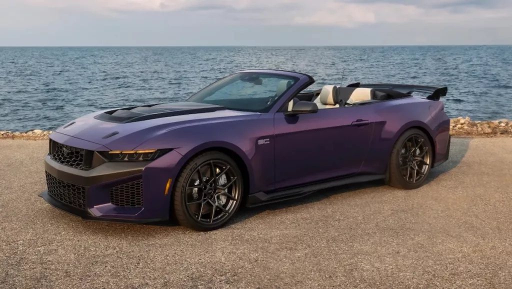Ford Mustang Dark Horse SC Cabriolet