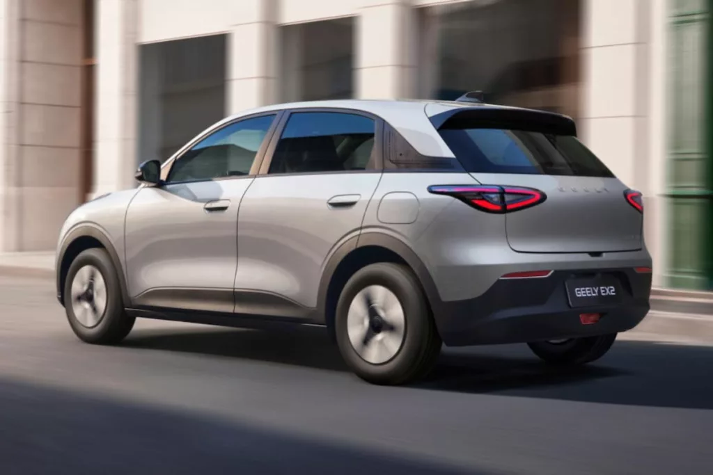 Geely E2